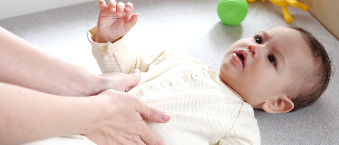 4 astuces pour soulager les coliques de bébé 